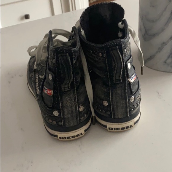 Authentic diesel shoes in great condition!! - Picture 2 of 5